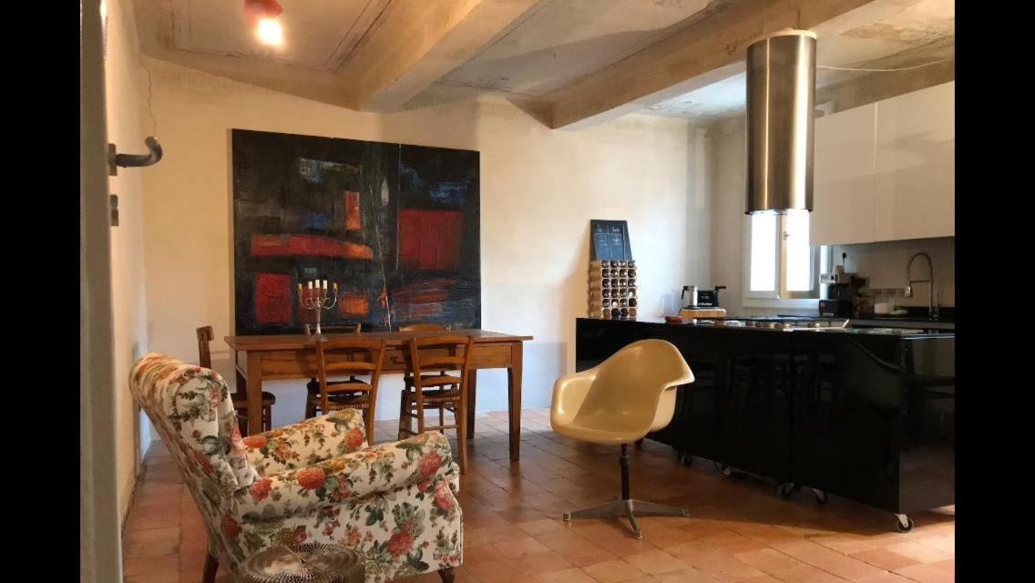 Апартаменты Casa Luminosa Con Giardino In Centro Storico Реджонель-Эмилия Экстерьер фото
